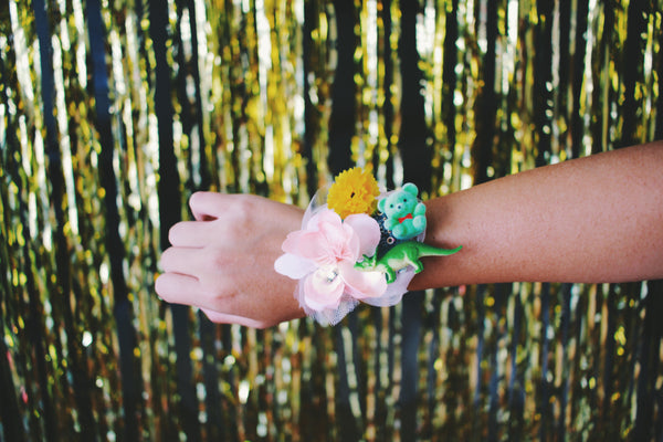 flower power: a light-up corsage kit
